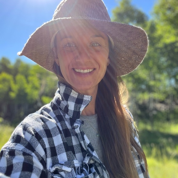 Meet your Posher, Michelle - Picture 4 of 4